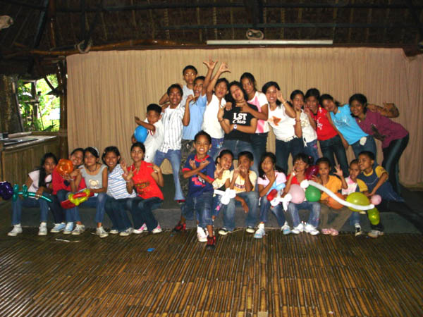 dental-kids-group.jpg